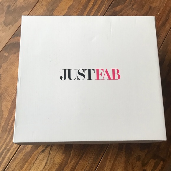 SOLD- Brand new in box boots - Picture 3 of 4